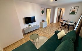 Duży i Komfortowy Apartament przy Centrum